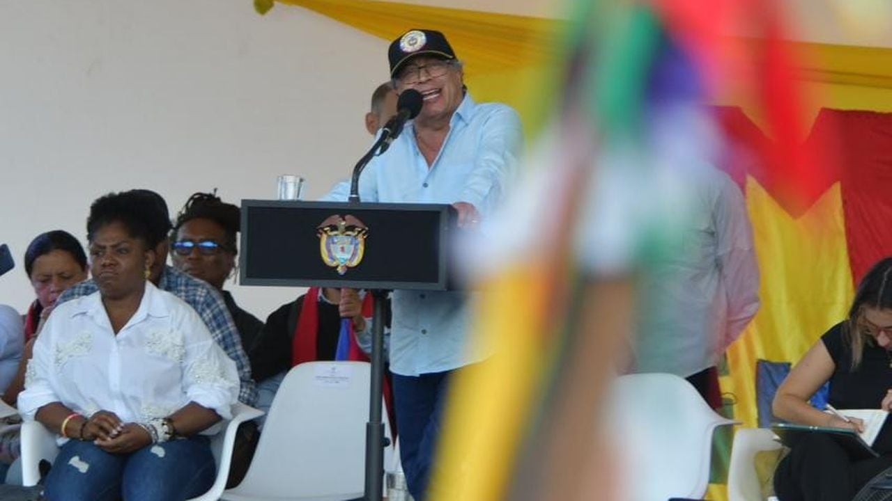 Cali: Presidente Gustavo Petro interviene en la minga indígena en Cali.