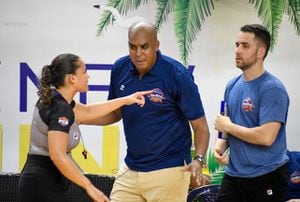 El técnico Iván García de Caribbean Storm fue objeto de amenazas durante la disputa de la Liga Profesional de Baloncesto de Colombia.
