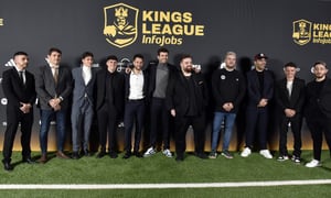 BARCELONA, SPAIN - DECEMBER 27: DjMaRiiO, Iker Casillas, TheGrefg, Gerard Pique and Ibai pose during the presentation of 'Kings League' on December 27, 2022 in Barcelona, Spain. (Photo By David Oller/Europa Press via Getty Images)