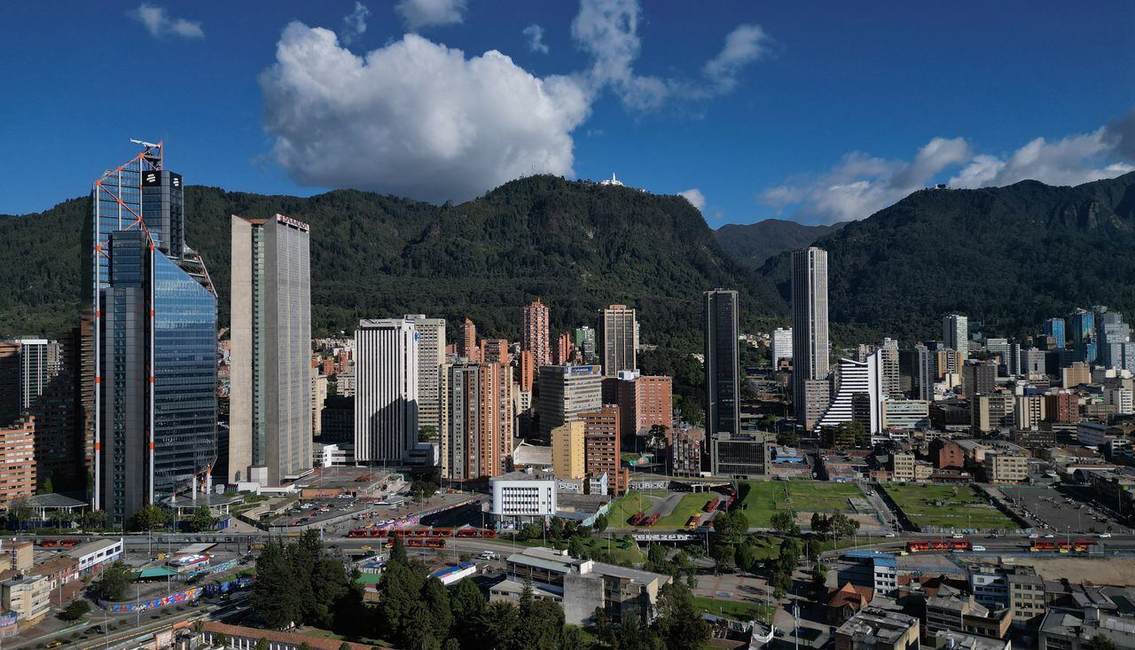 Bogotá panorámica del Centro Internacional 
Bogota enero 16 del 2024
Foto Guillermo Torres Reina / Semana