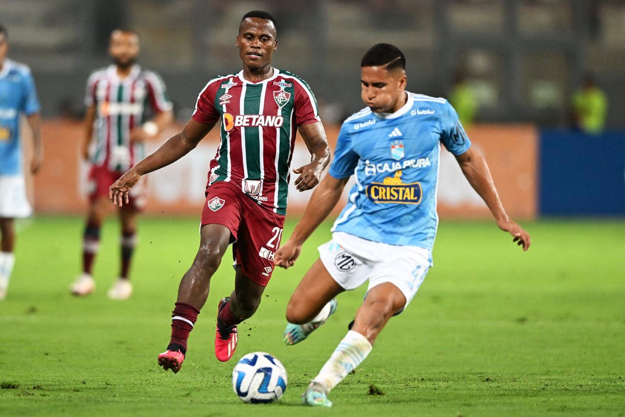 Jhon Arias ante Sporting Cristal de Perú en Copa Libertadores 2023.