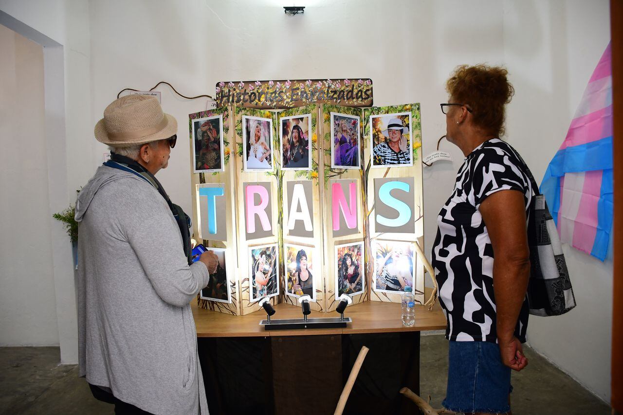 Durante la semana Trans el gobierno le pide perdón a la población transexual por homicidios cometidos en Cali. Acto de memoria y reparación.