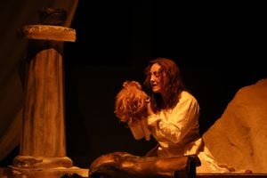 Fotografía de la obra Lady Macbeth, que será presentada hoy en el Teatro Esquina Latina.