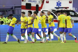 Brazil's Endrick, first left, celebrates after scoring the opening goal against Colombia during a South America's under-23 pre-Olympic tournament soccer match at the Brigido Iriarte stadium in Caracas, Venezuela, Friday, Jan. 26, 2024. (AP Photo/Ariana Cubillos)