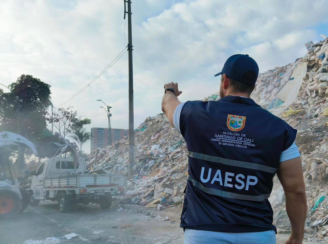Camilo Murcia, director de la Uaesp, señaló que el objetivo es poner al día todo lo que corresponde a la disposición de los residuos.