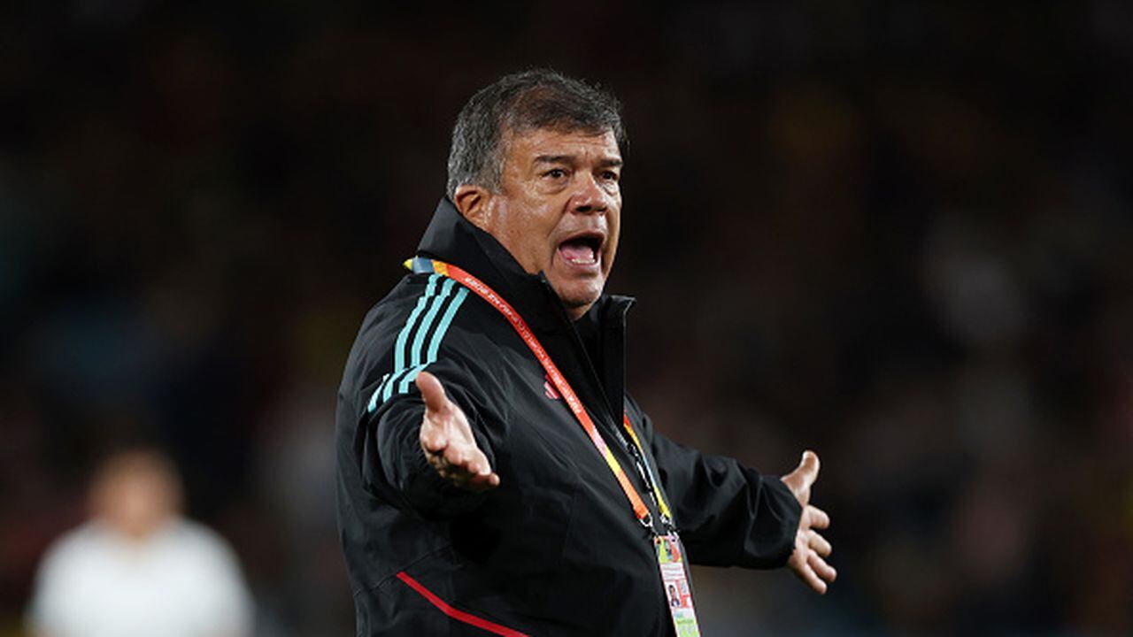 SYDNEY, AUSTRALIA - AUGUST 12: Nelson Abadia, Head Coach of Colombia, reacts during the FIFA Women's World Cup Australia & New Zealand 2023 Quarter Final match between England and Colombia at Stadium Australia on August 12, 2023 in Sydney / Gadigal, Australia. (Photo by Matt King - FIFA/FIFA via Getty Images)