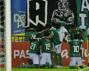Deportivo Cali derrotó 3-2 a Junior de Barranquilla por la fecha 16 de la Liga colombiana. Foto: Raúl Palacios / El País