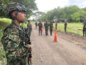 Soldados de las diferentes unidades de la Tercera Brigada del Ejército Nacional ya iniciaron su apoyo a las diferentes actividades que requieren presencia institucional, acompañando a la población en el Valle del Cauca en su desarrollo y bienestar.
