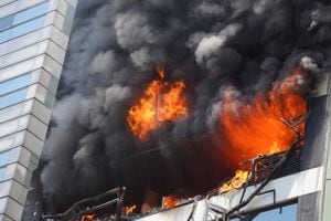 Las autoridades actuaron de inmediato, con la intervención de los bomberos de la ciudad y la Brigada Federal Especial.