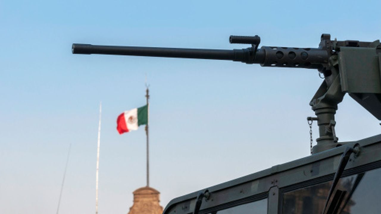 Trece policías fueron asesinados el lunes en el sur de México y dos personas más resultaron heridas en un ataque armado en el estado de Guerrero, en medio de una ola de violencia.