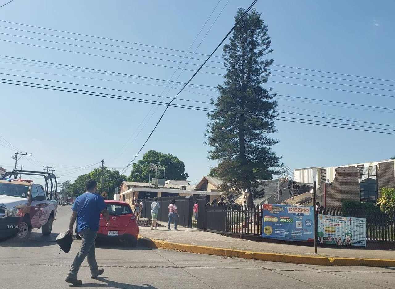 Techo de una iglesia se derrumbó en México