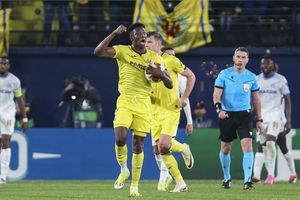 Villarreal's Yerson Mosquera celebrates after scoring during the Europa League round of 16, second leg, soccer match between Villarreal and Olympique de Marseille in Villarreal, east Spain, Thursday, March 14, 2024. (AP Photo/Alberto Saiz)