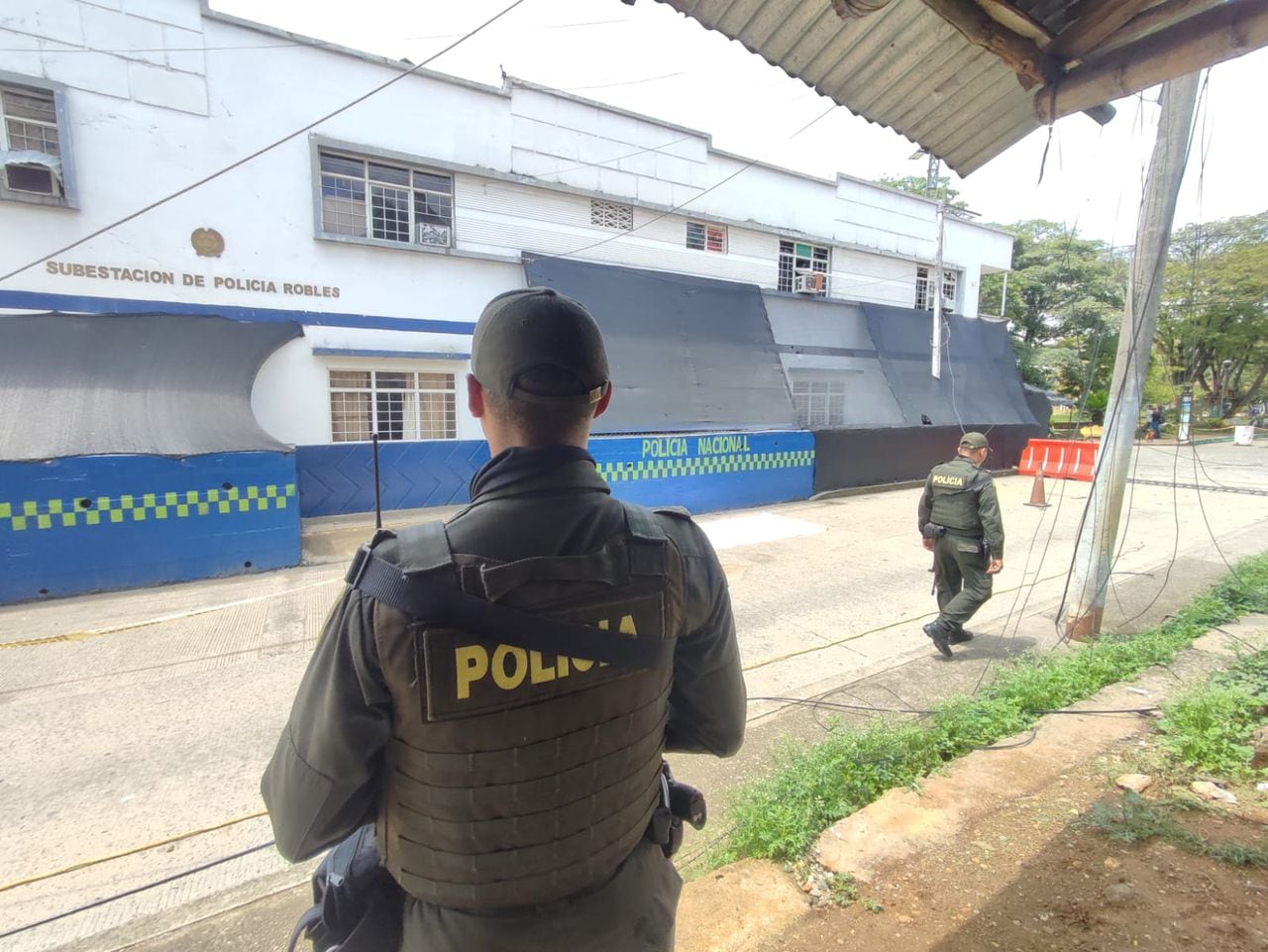 Hostigamiento a la estación de policía de Robles, corregimiento de Jamundí.