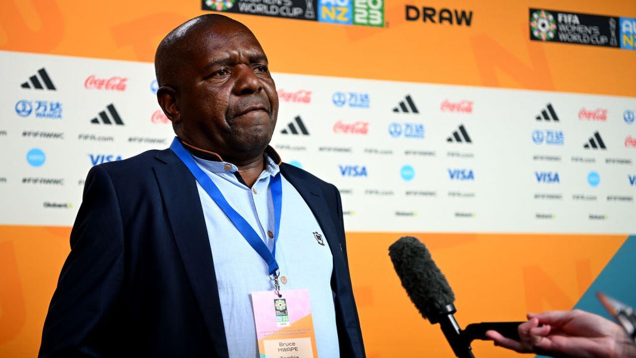 Bruce Mwape, director técnico de la Selección de Zambia.