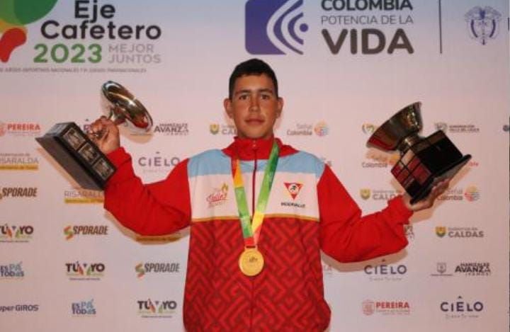 Juan Esteban Marín Noreña, ganador de medalla de oro en vela de los Juegos Nacionales 2023.