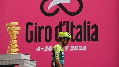 Dani Martínez, cuota 'cafetera' en el Giro 2024.