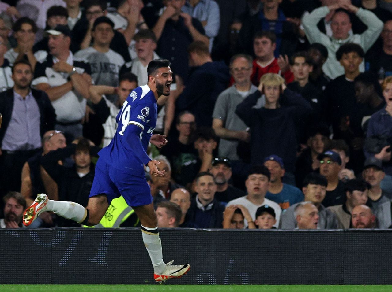 Mykhailo Mudryk marcó su primer gol para el Chelsea por Premier League en la victoria ante el Fulham