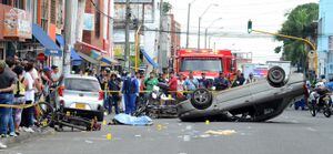 Accidente de tránsito en el barrio San Nicolás, centro de Cali.