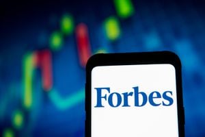 POLAND - 2020/03/23: In this photo illustration a Forbes logo seen displayed on a smartphone. (Photo by Mateusz Slodkowski/SOPA Images/LightRocket via Getty Images)