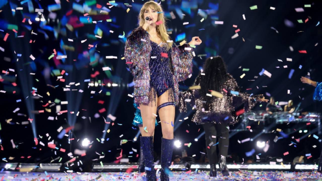 Curioso momento de Taylor Swift durante concierto (imagen de referencia).