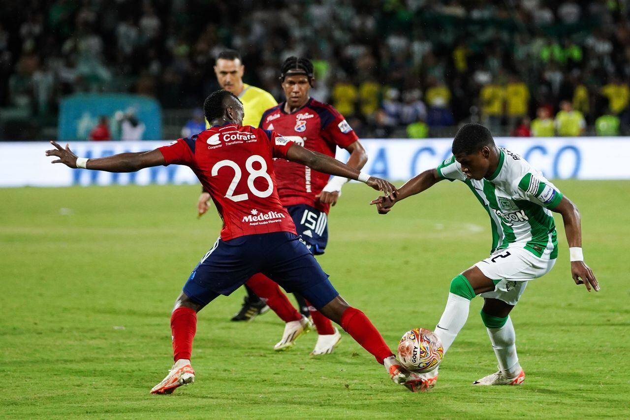 Imagen del partido entre Independiente Medellín y Atlético Nacional por la fecha 2 del cuadrangular semifinal del Grupo B.