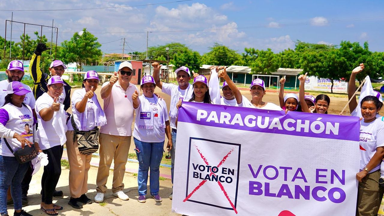 Santander Lopesierra promueve el voto en blanco en Maicao.