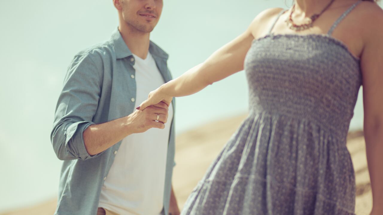 Abra las páginas sagradas de la Biblia y encuentre respuestas sobre los encuentros oníricos con los muertos.