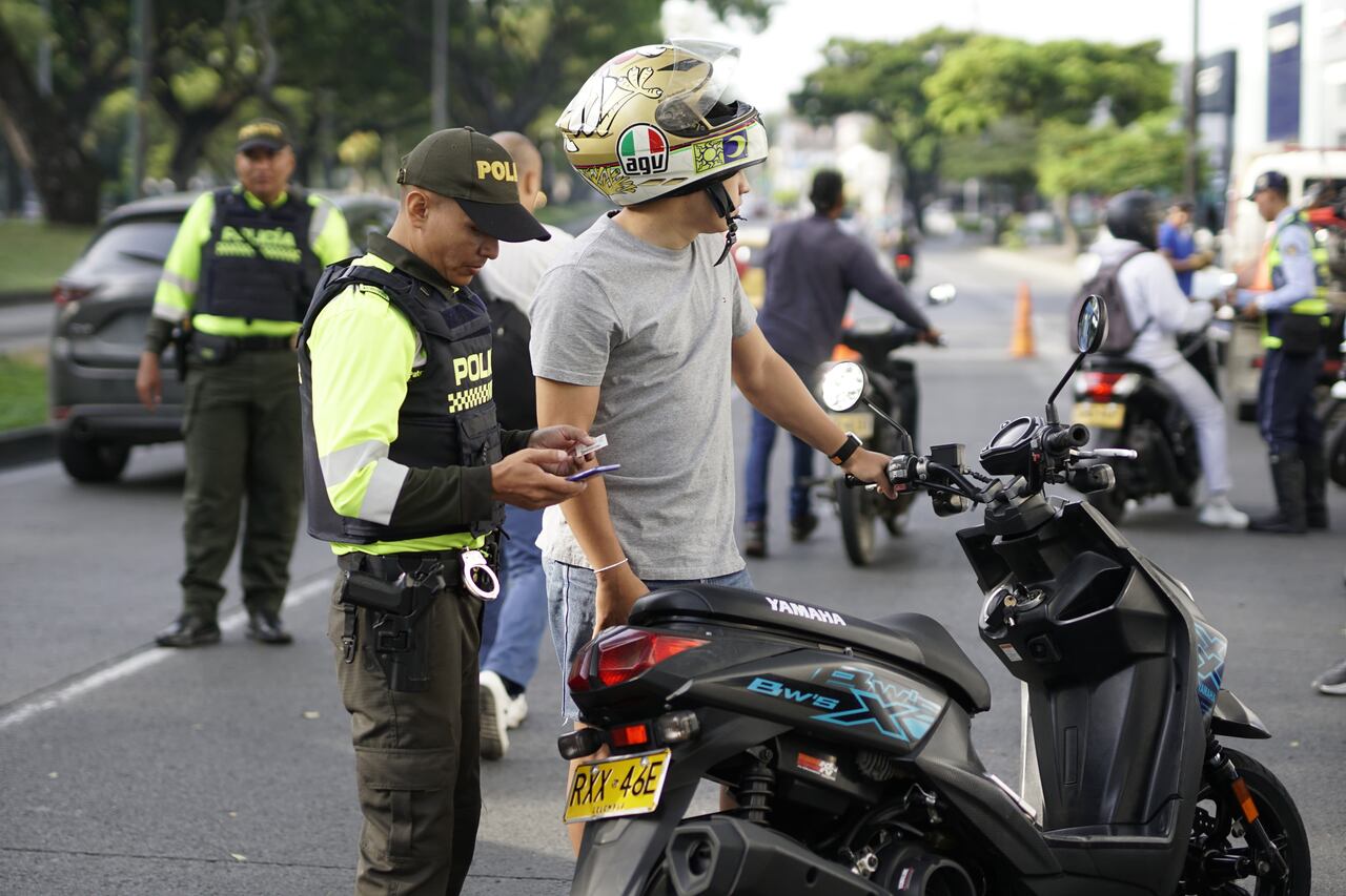 Entra en operación la policía de tránsito de Cali DITRA