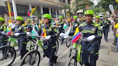 Desfile militar en Cali, por el 20 de julio