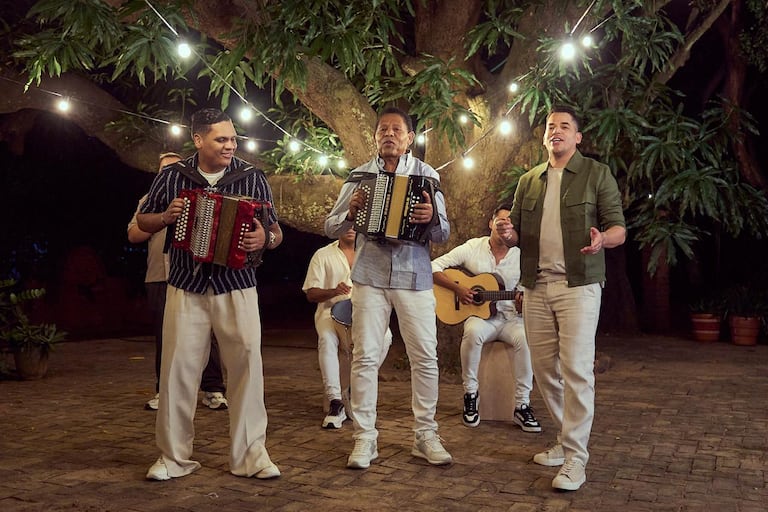 El Binomio de Oro llega con nuevo tema, como anticipo de su próximo álbum muscal con Codiscos.