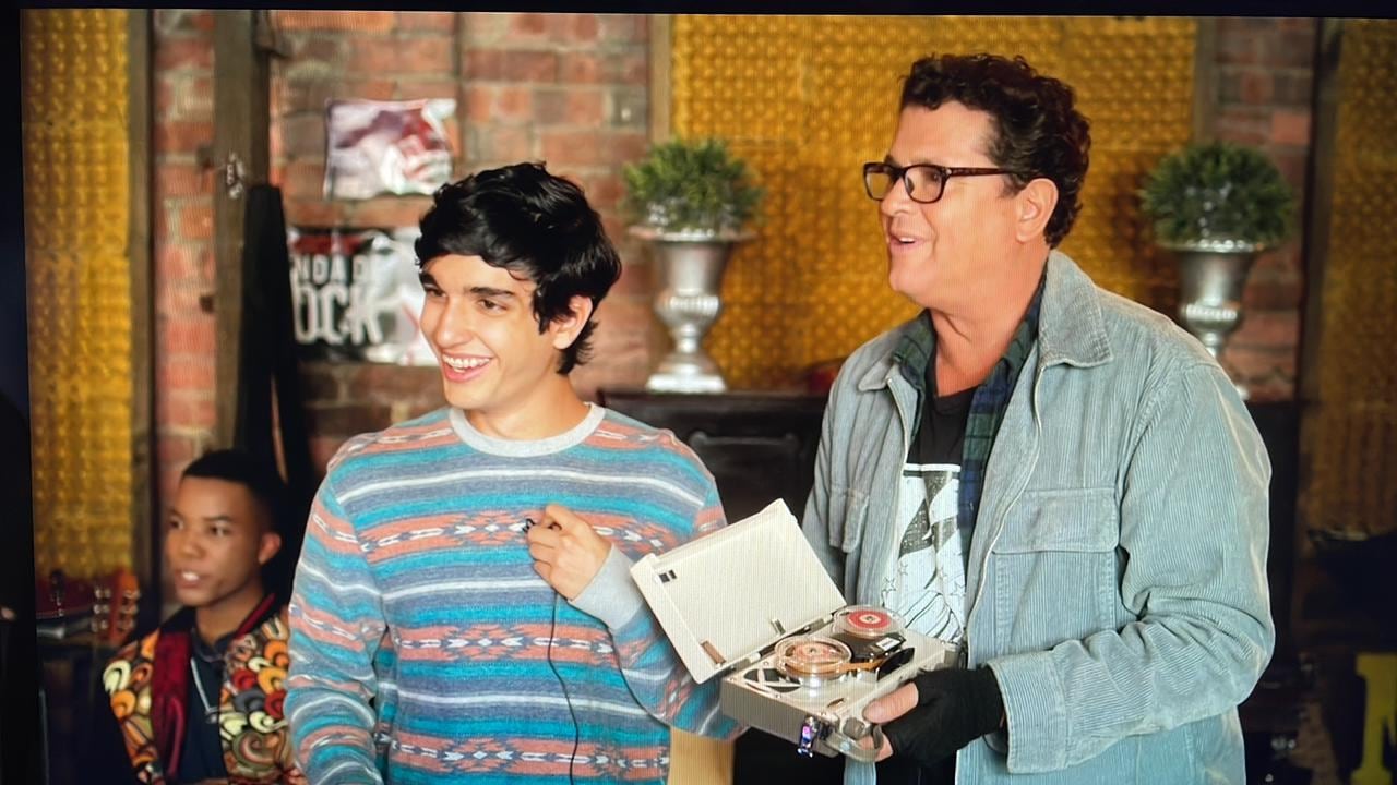 Juanse Díez actuó con Carlos Vives en El Club de los Graves. ”Me encantan proyectos que combinen actuación, música y baile”, dice.