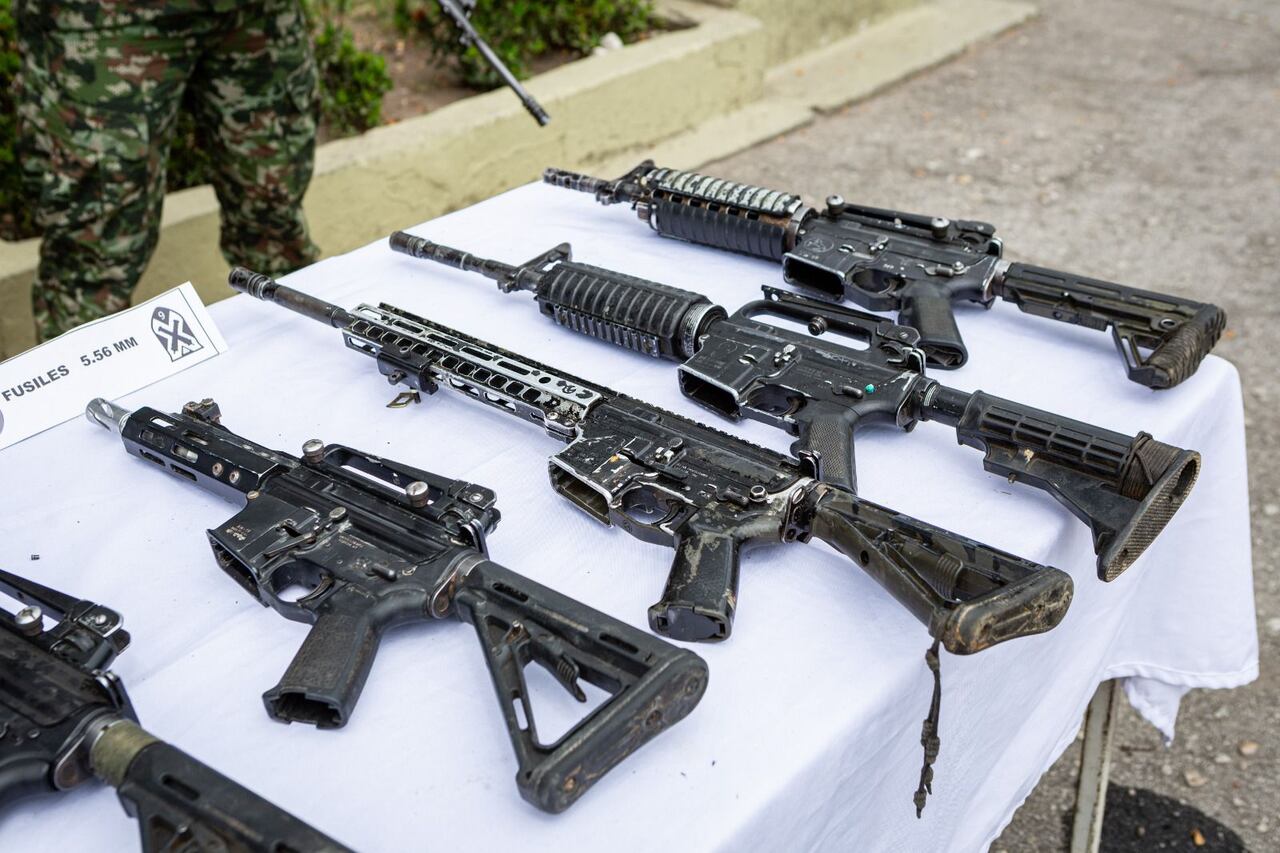 Esta estructura criminal delinque bajo el mando de alias Iván Mordisco, indicaron los integrantes del Ejército.