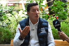 Según él, el futuro de la democracia como mecanismo para dirigir el destino de los países está en juego en la actualidad.