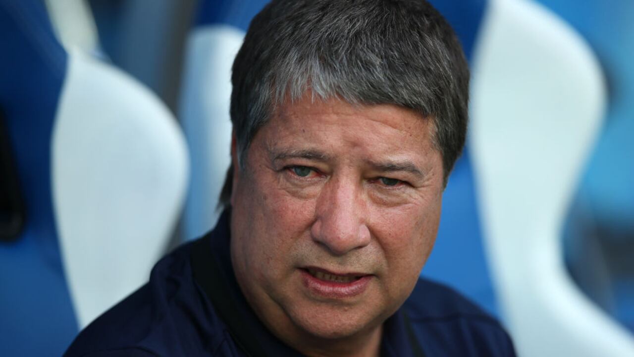 NIZHNY NOVGOROD, RUSSIA - JUNE 24: Hernan Dario Gomez head coach / manager of Panama looks on prior to the 2018 FIFA World Cup Russia group G match between England and Panama at Nizhny Novgorod Stadium on June 24, 2018 in Nizhny Novgorod, Russia. (Photo by Matthew Ashton - AMA/Getty Images)