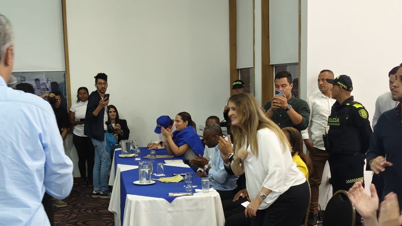 Paloma Valencia inicia encuentros con las bases del Centro Democrático tras ser elegida candidata presidencial.