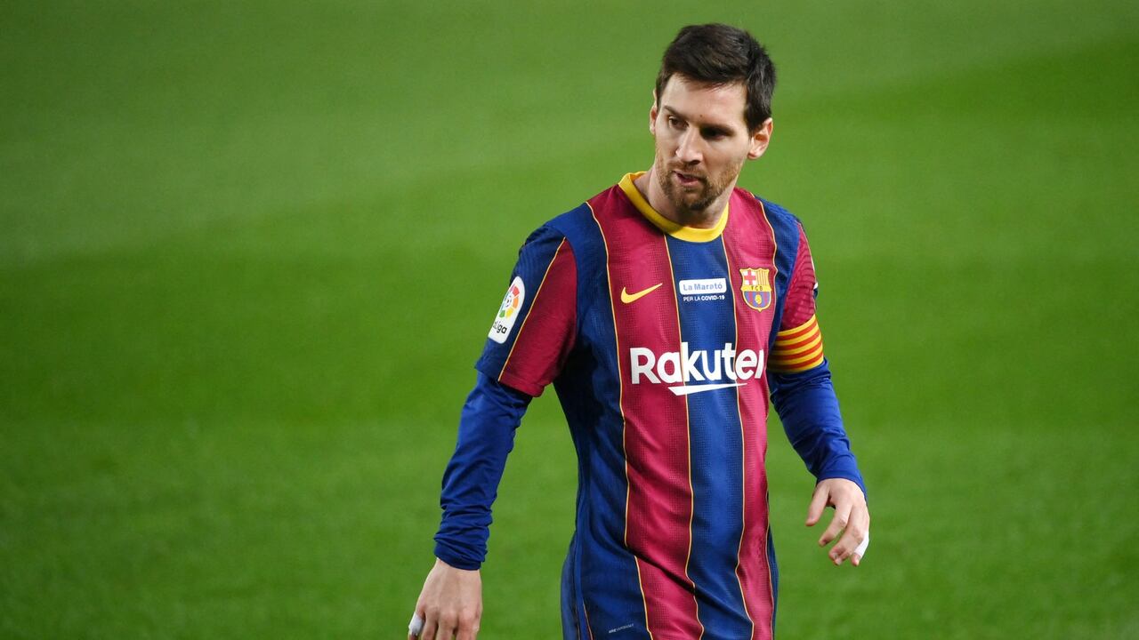 Lionel Messi mientras vestía los colores del Barcelona en el 2020.