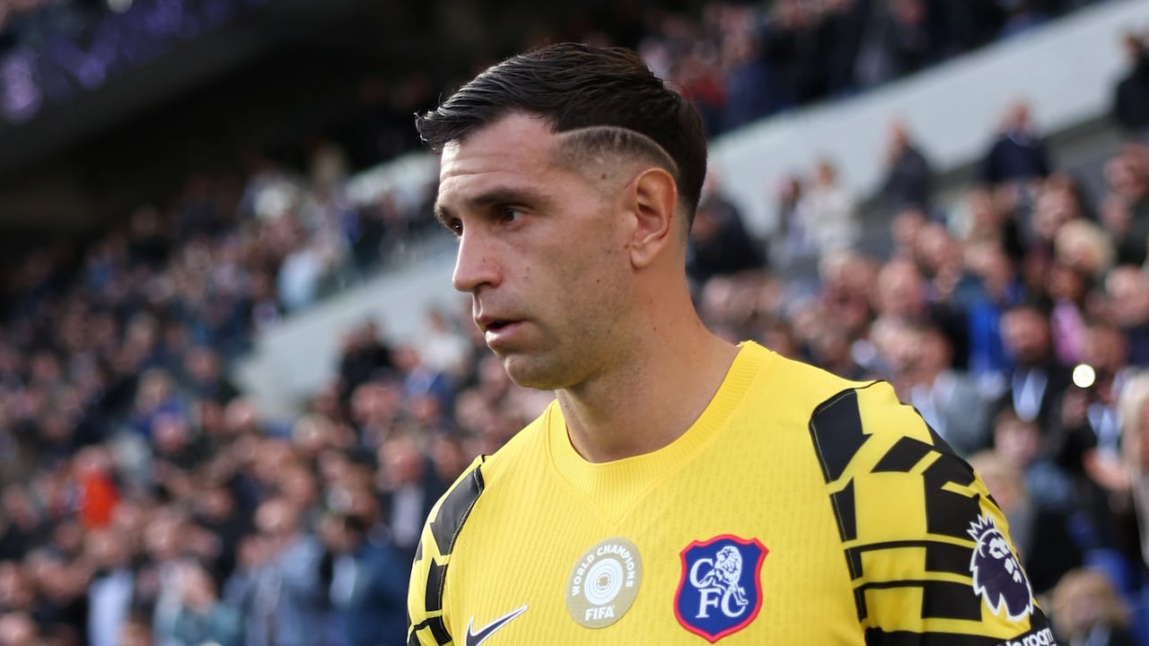 Emiliano 'Dibu' Martínez, arquero del Chelsea y la Selección de Argentina.