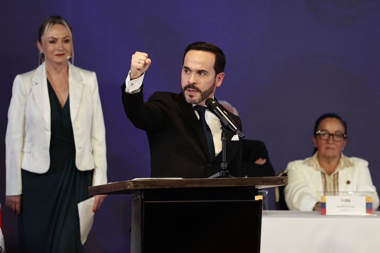 Acto de entrega de credenciales mediante el cual Abelardo De La Espriella y José Manuel Restrepo Abondano serán acreditados como presidente y vicepresidente de la República de Colombia para el periodo constitucional 2026–2030