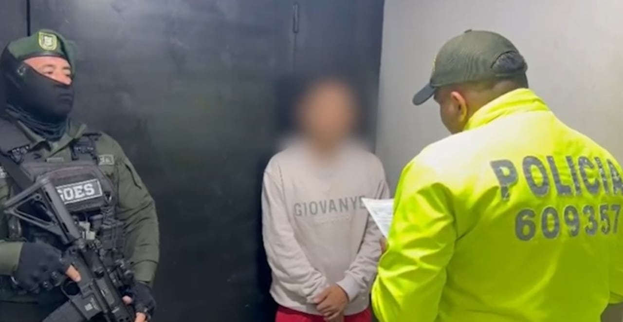 Durante los procedimientos fueron incautados equipos móviles que servirán como evidencia dentro del proceso judicial.