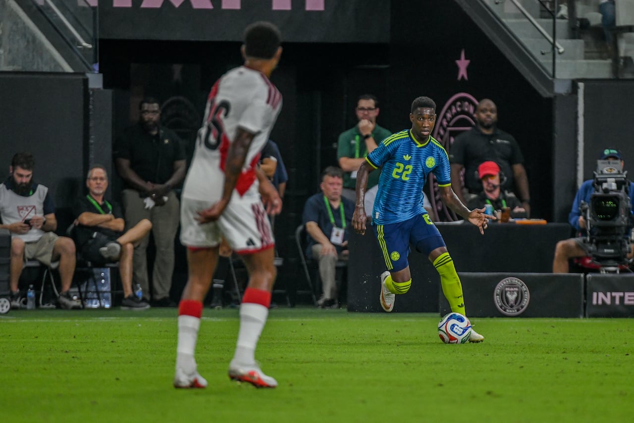 Partido amistoso entre las selecciones de Colombia y Perú en Miami.