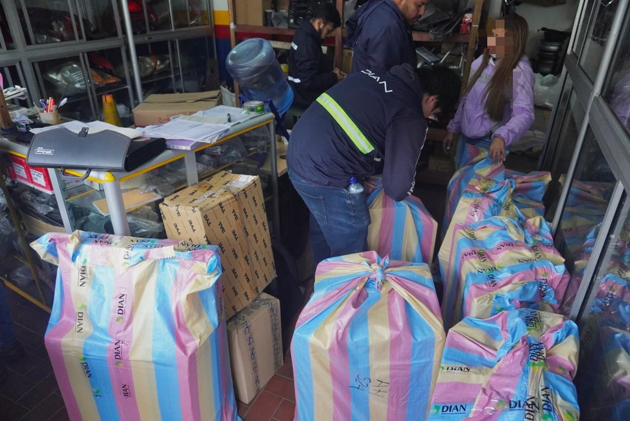 El operativo se llevó a cabo en el barrio Restrepo, ubicado en la localidad de Antonio Nariño, en Bogotá.