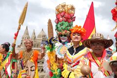 Más de 50.000 personas se congregaron este jueves 13 de noviembre para vivir el Gran Desfile del Bando 2025.