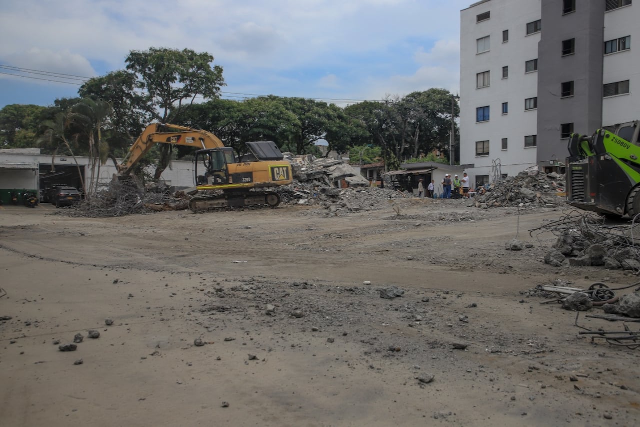 Recuperación en el Conjunto Residencial Ariguaní tras colapso de una de sus torres.