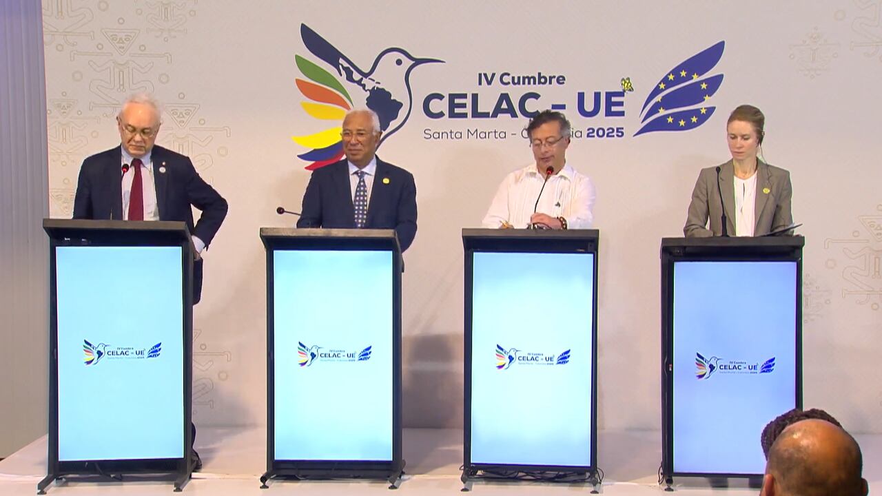 Lectura de la declaración conjunta de la Cumbre CELAC-UE 2025.