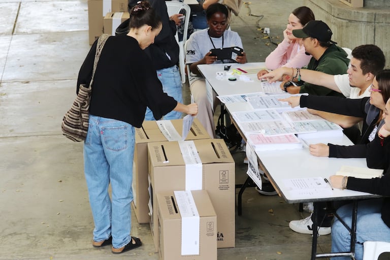 Elecciones legislativas y consultas de partidos en Cali