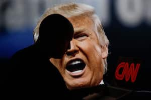 El controversial comentario del expresidente Donald Trum se escuchó durante una aparición en vivo en la cadena CNN.