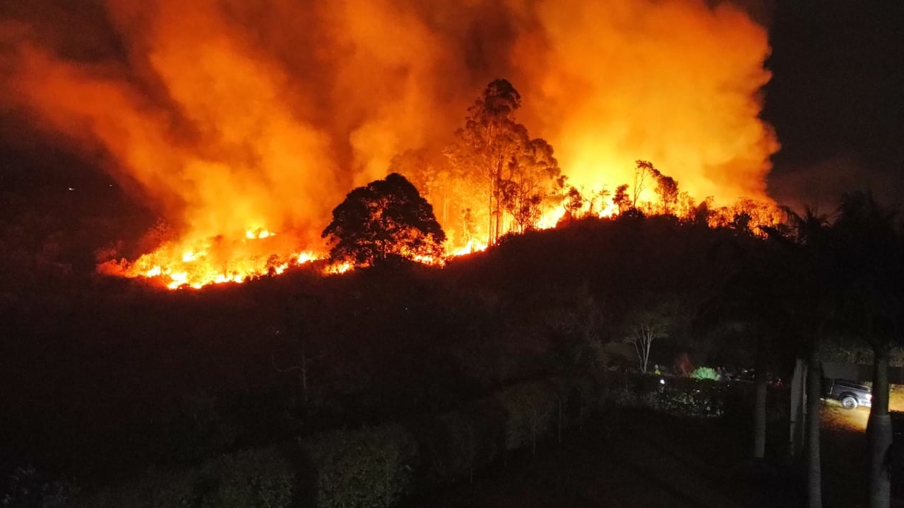 Incendio en el sector de Yambitará, en Popayán.