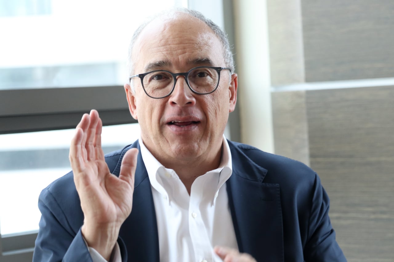 Juan Carlos Echeverry economista ex ministro de hacienda presidente del Banco de Bogotá