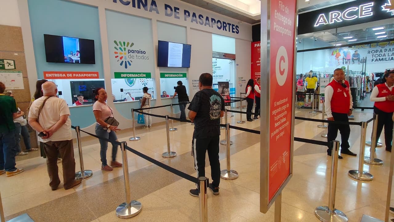 Ciudadanos solo pueden reclamar documentos ya tramitados.