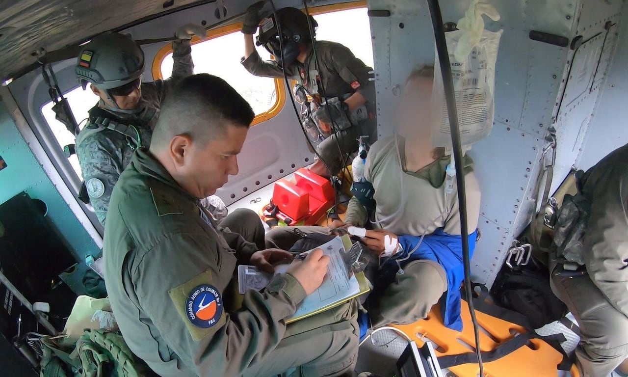 Evacúan en helicóptero a ciudadano estadounidense atrapado en la Sierra Nevada de Santa Marta